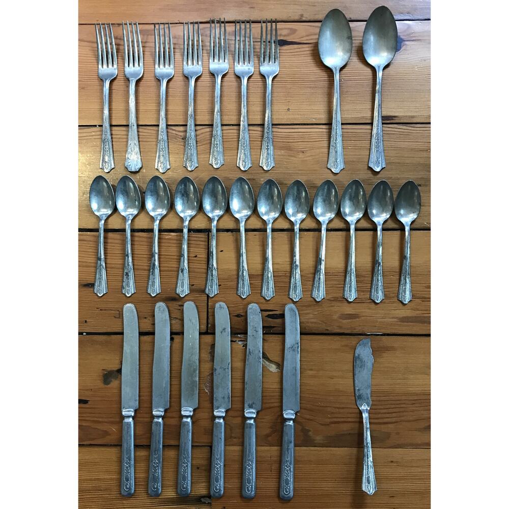 Set Lot 28 Pc Mixed Vintage Antique Malabar Plate Flatware Forks Spoons Knives